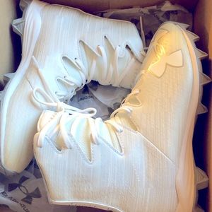 Under Armour Youth Lacrosse Cleats size 4.5